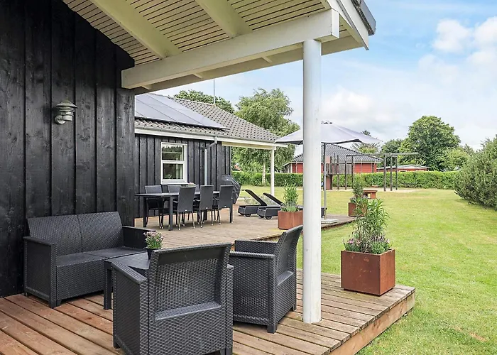 10 Person In Semesterbostad