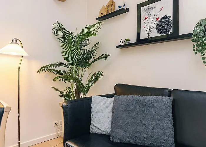 10 Person In * Hadsund