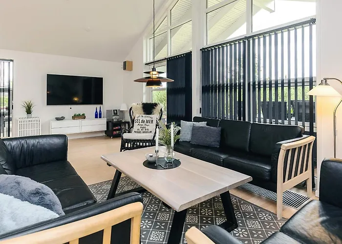 Semesterbostad 10 Person In